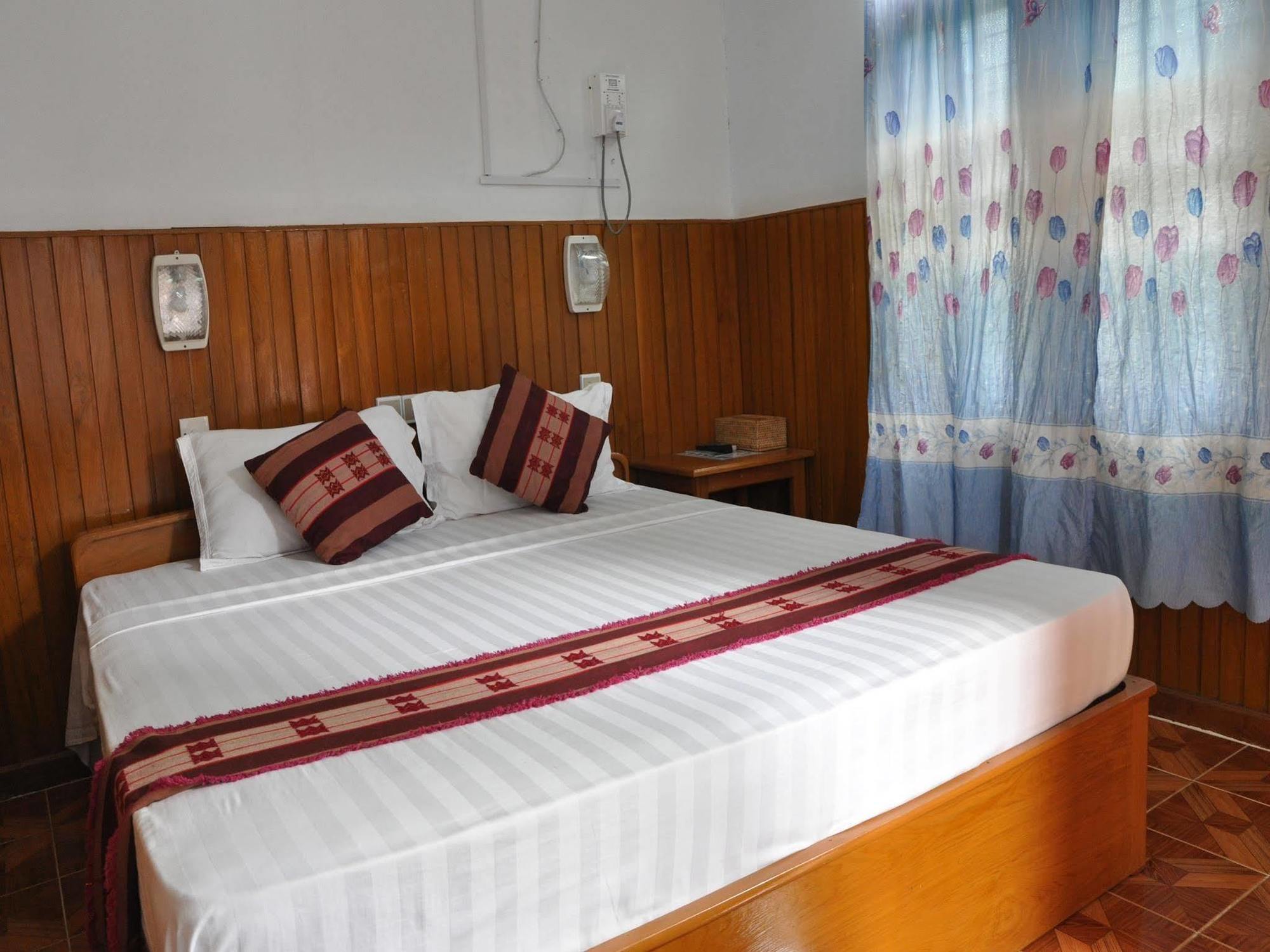 Saw Nyein San Guest House Nyaung-U Extérieur photo